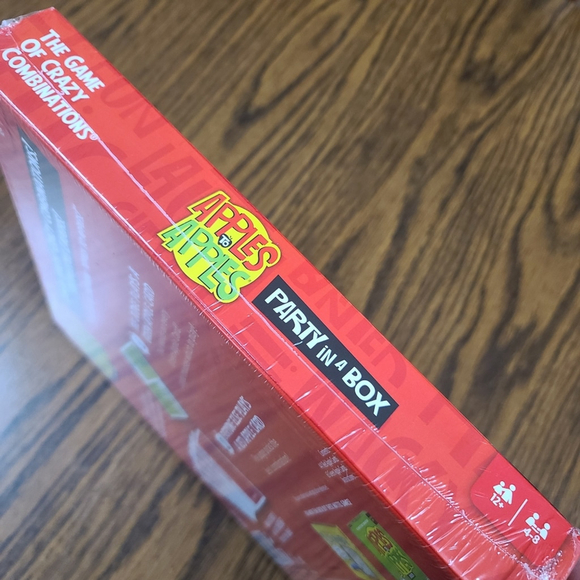 Mattel Apples to Apples Board Game - New Sealed - Picture 4 of 4